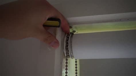How to Repair a Roller Shade .